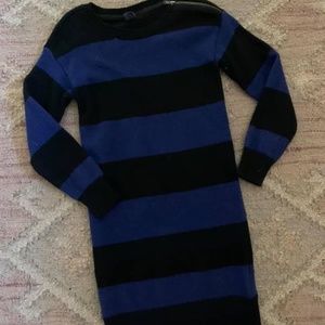 EUC Gap sweater dress